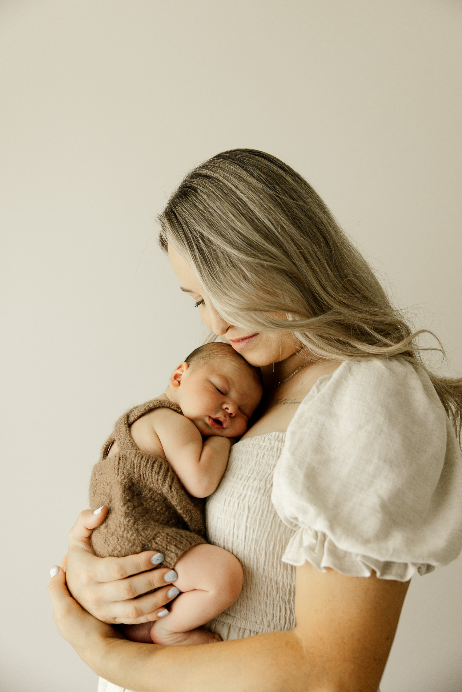 newborn photographer sunshine coast