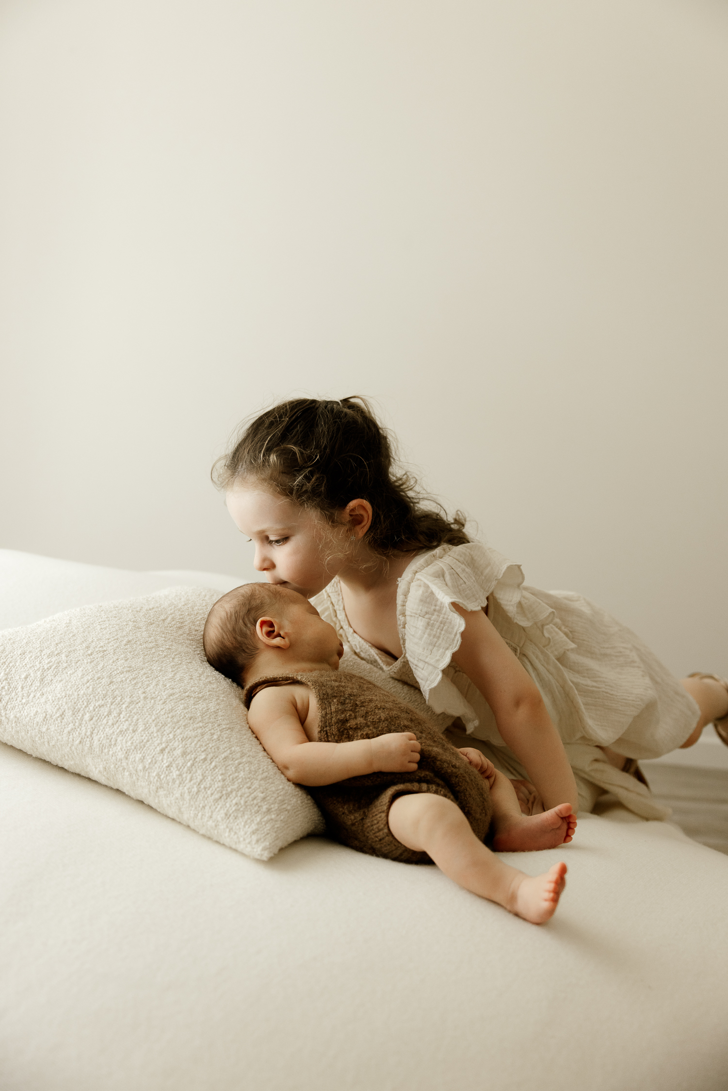 newborn photographer sunshine coast